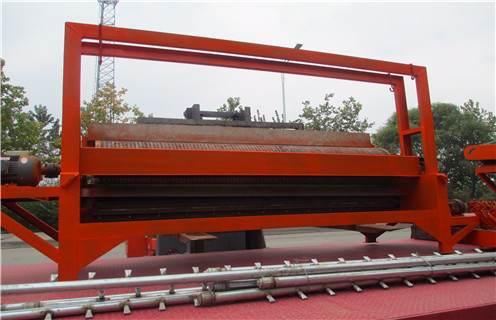 濕式磁選機(jī),如何才能調(diào)整好濕式磁選機(jī)的磁系偏角?廠家_鐵礦磁選機(jī)在鐵粉選別中起什么作用?磁場一般為多少_磁塊如何排列 濕式磁選機(jī),如何才能調(diào)整好濕式磁選機(jī)的磁系偏角?廠家_鐵礦磁選機(jī)在鐵粉選別中起什么作用?磁場一般為多少_磁塊如何排列