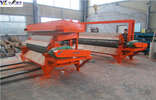 干式磁選機(jī),濰坊干式磁選機(jī)定做_跑礦原因_錳礦濰坊干式磁選機(jī)定做一般是多少_生產(chǎn)廠家 干式磁選機(jī),濰坊干式磁選機(jī)定做_跑礦原因_錳礦濰坊干式磁選機(jī)定做一般是多少_生產(chǎn)廠家