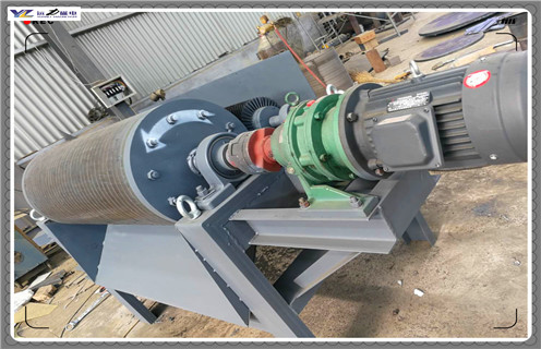 貧鐵礦干式磁選機(jī)，青海貧鐵礦干式磁選機(jī)_青海貧鐵礦干式磁選機(jī)如何選鐵參數(shù)規(guī)格一般是多少_生產(chǎn)廠家