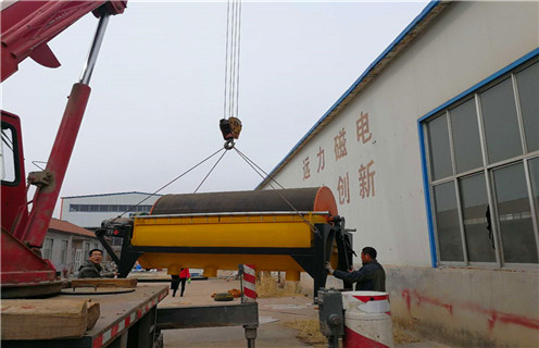  永磁筒式磁選機(jī)，安徽CTB-924ct永磁筒式磁選機(jī)_安徽CTB-924ct永磁筒式磁選機(jī)分選粒度如何選鐵參數(shù)規(guī)格一般是多少_生產(chǎn)廠家