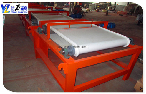 高磁場(chǎng)干式磁選機(jī)推陳出新效果越來(lái)越好 高磁場(chǎng)干式磁選機(jī)推陳出新效果越來(lái)越好